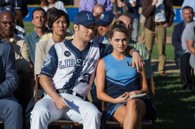 13-reasons-why-chloe-1-1526938883